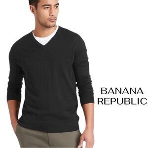 BANANA REPUBLIC Luxury Blend V Neck | Black | Large | Lightweight